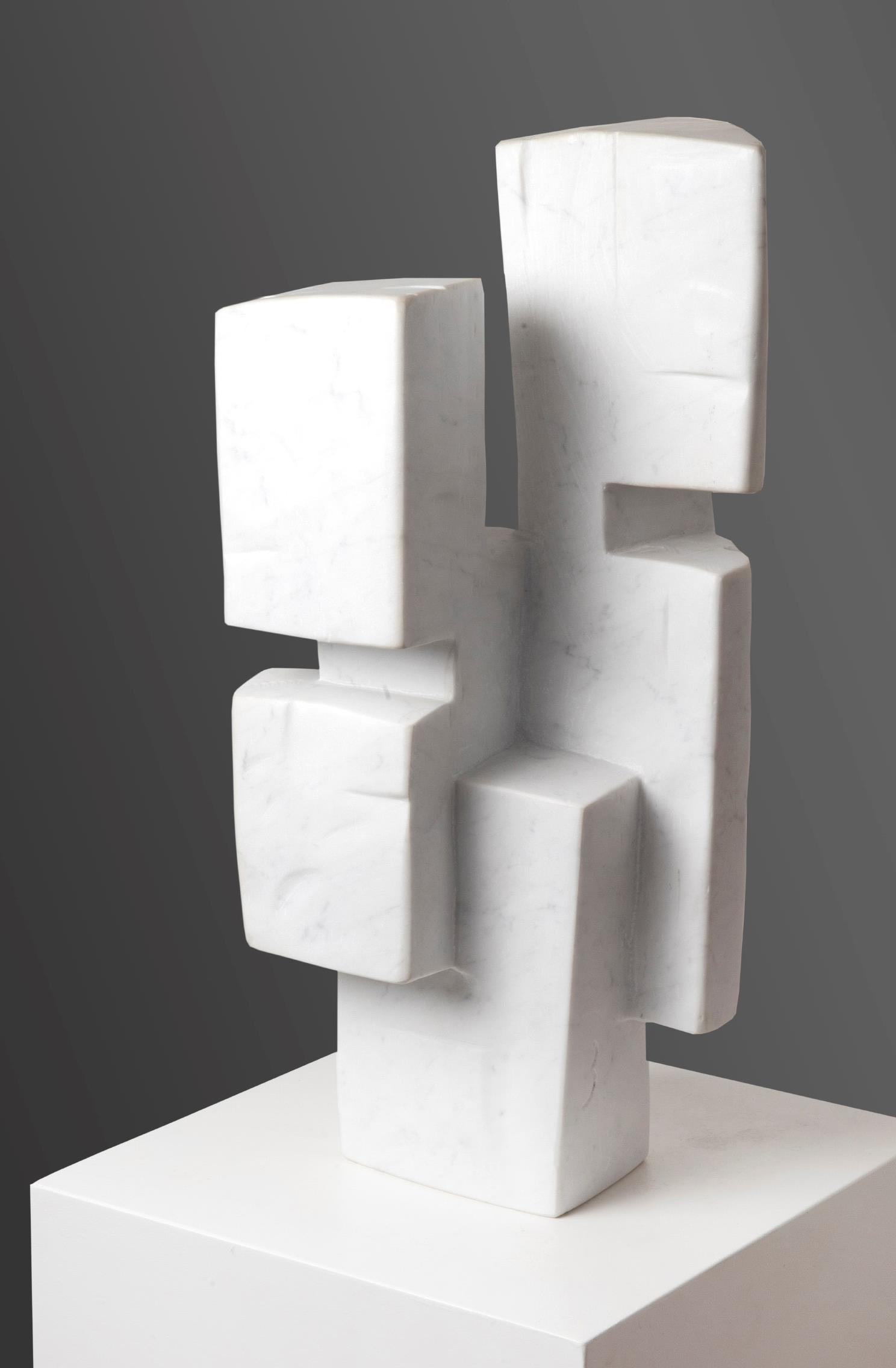Zeno C - Carrara marble - 46 cm